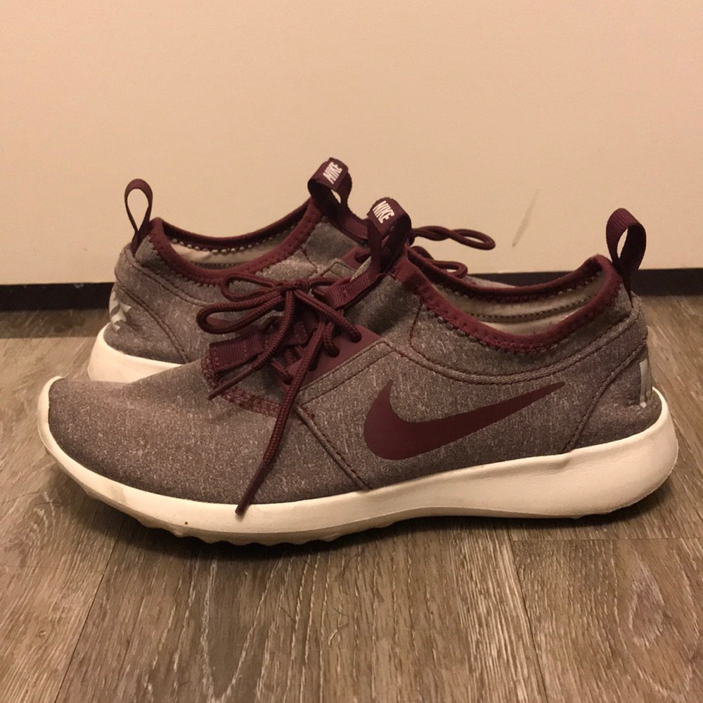 Nike Juvenate Maroon